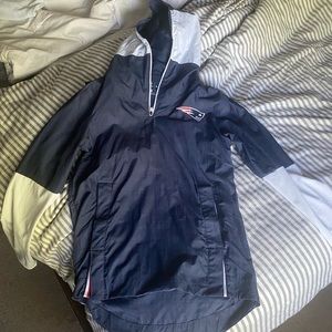 New England Patriots Nike onfeild apparel pull over LIGHTWEIGHT